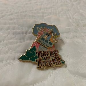 Disney Trading Pin- tower of terror